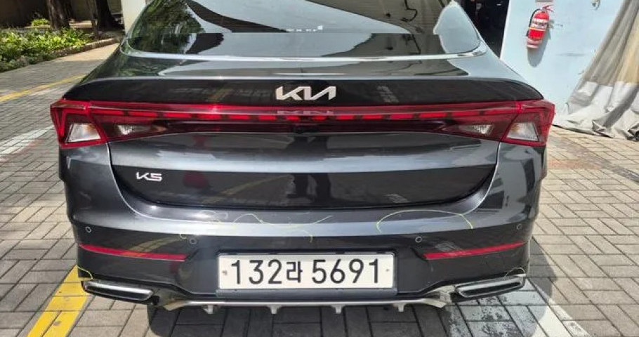 Kia K5 