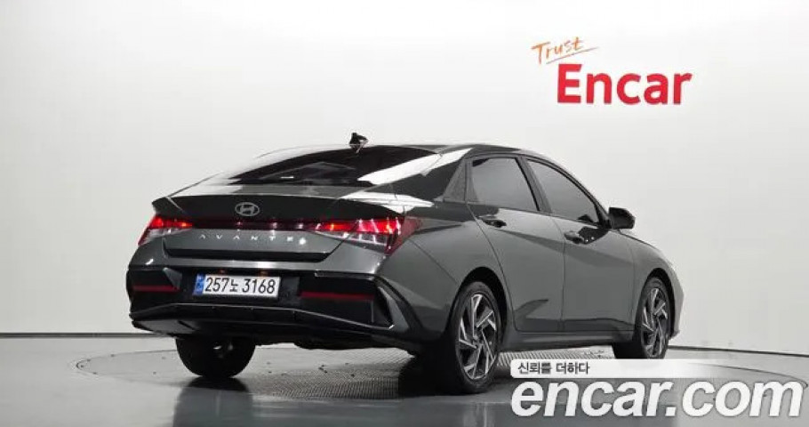 Hyundai Avante (Elantra) 