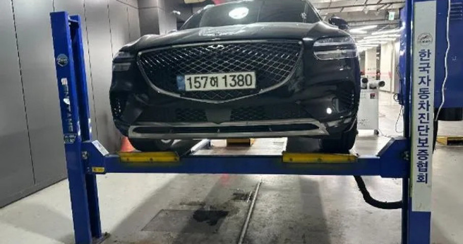 Genesis Gv70 