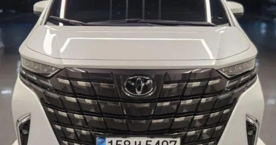 Toyota Alphard 