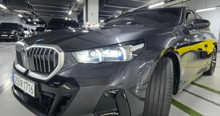 Bmw 5-Series 