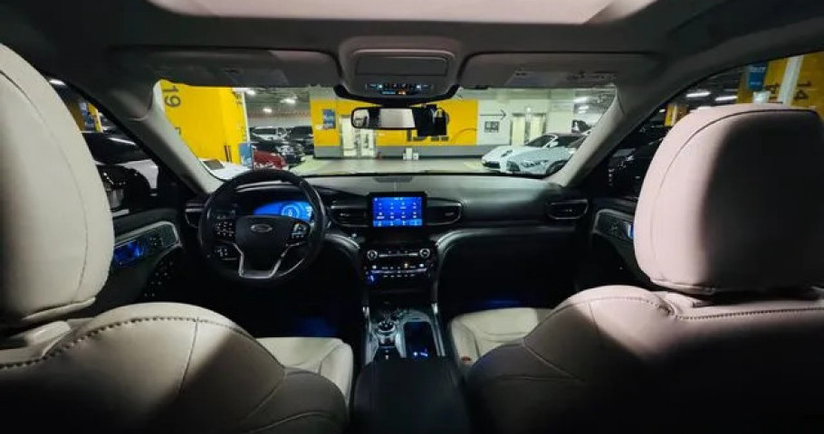 Ford Explorer 