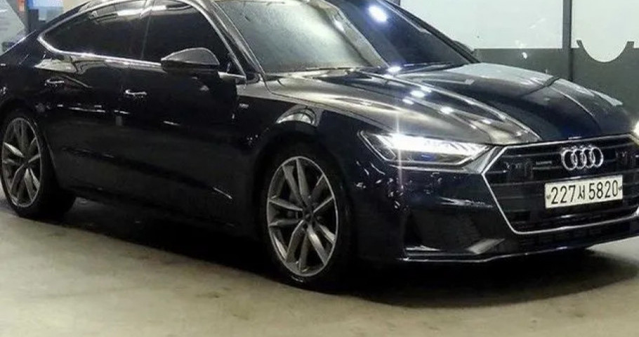 Audi A7 