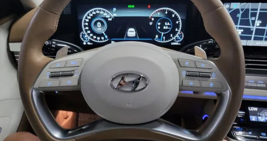 Hyundai Grandeur 