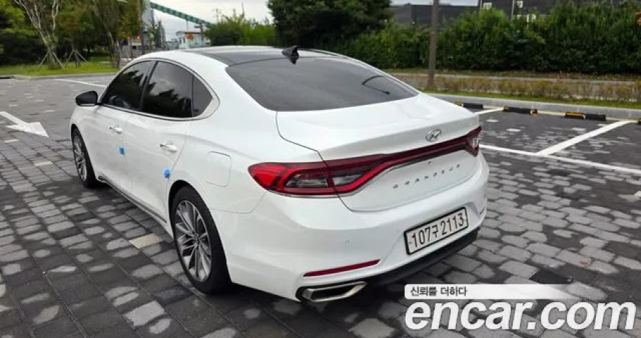 Hyundai Grandeur 