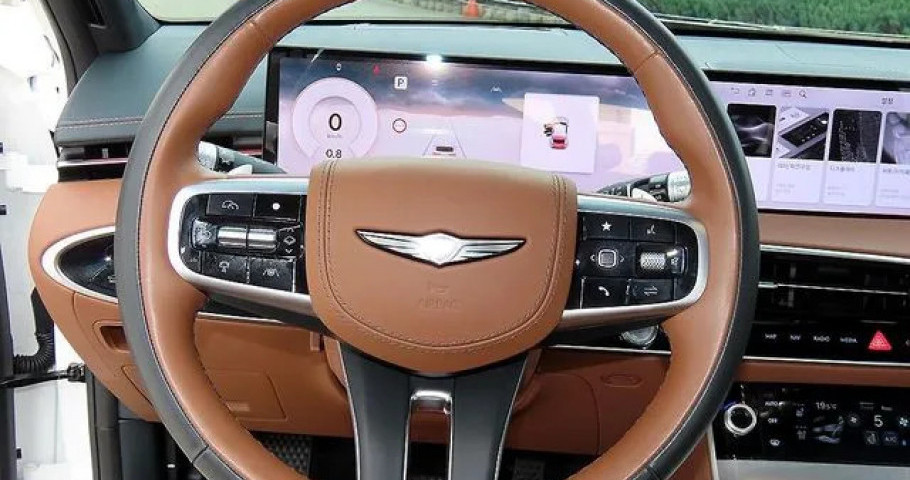 Genesis Gv70 
