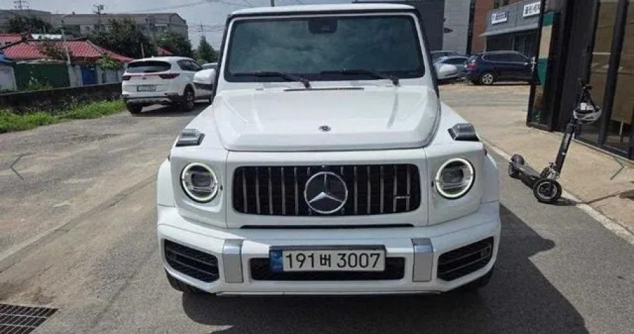 Mercedes-Benz G-Class 