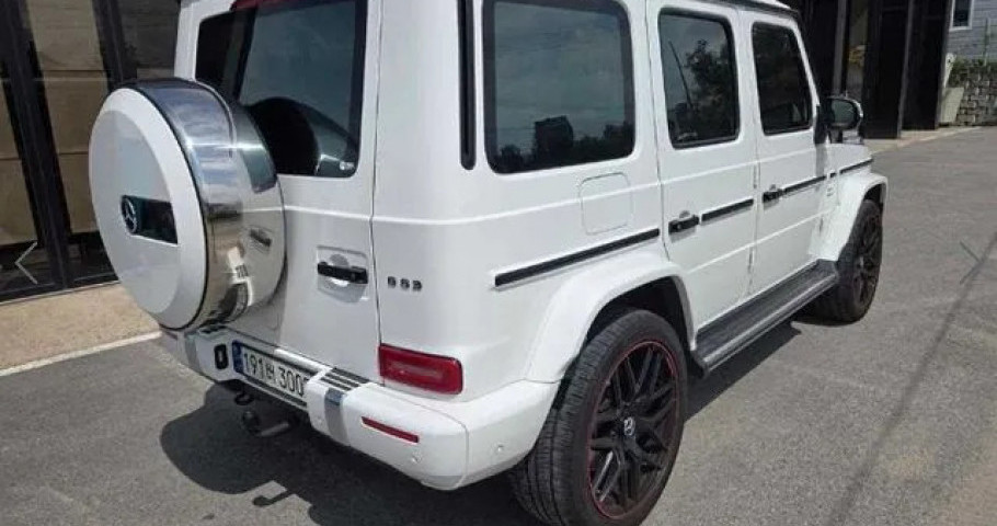 Mercedes-Benz G-Class 