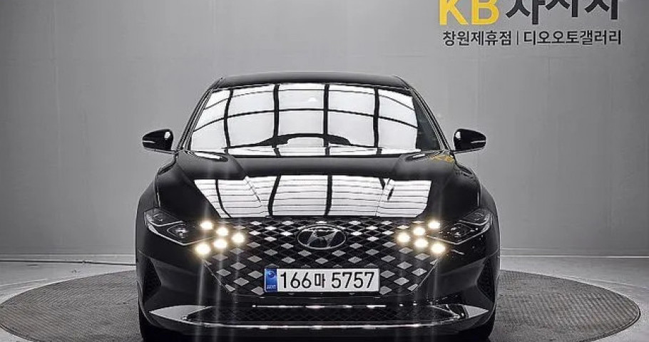 Hyundai Grandeur 