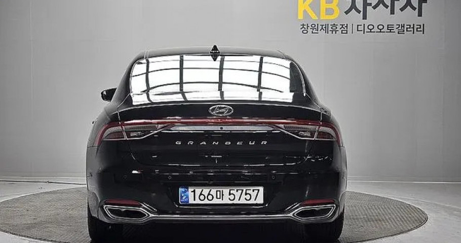 Hyundai Grandeur 