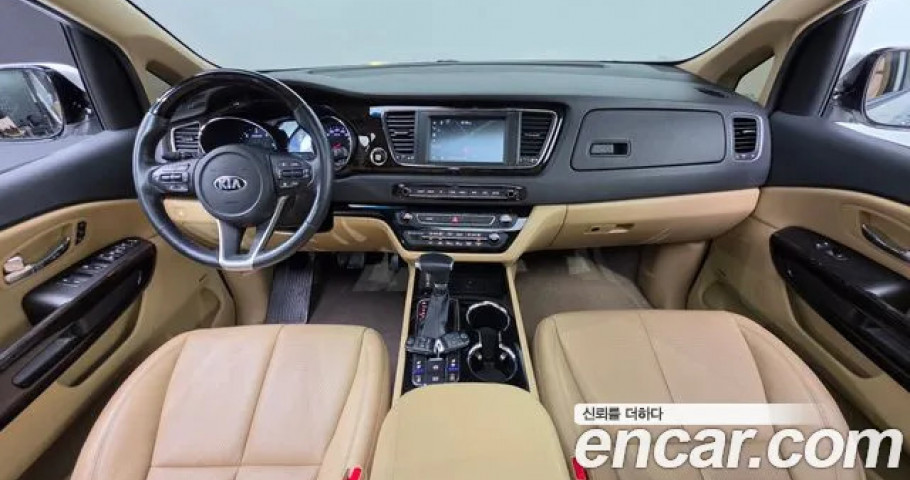 Kia Carnival 