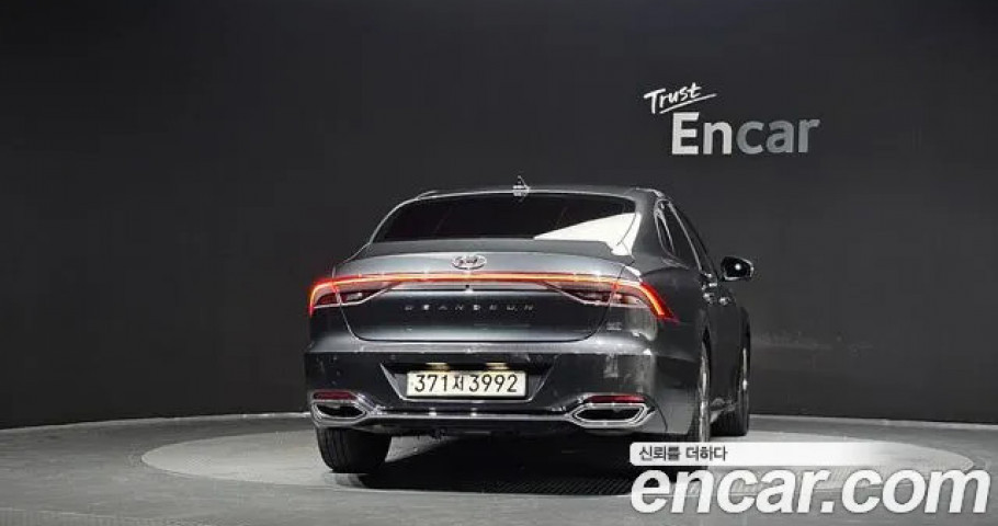 Hyundai Grandeur 
