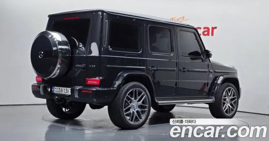 Mercedes-Benz G-Class 