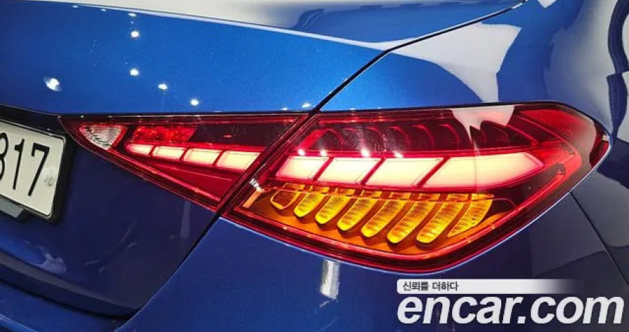 Mercedes-Benz C-Class 