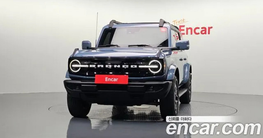Ford Bronco 