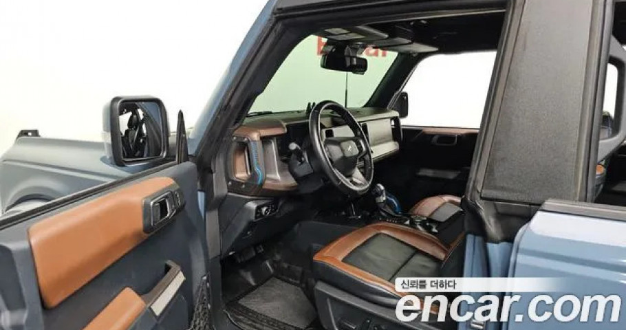 Ford Bronco 
