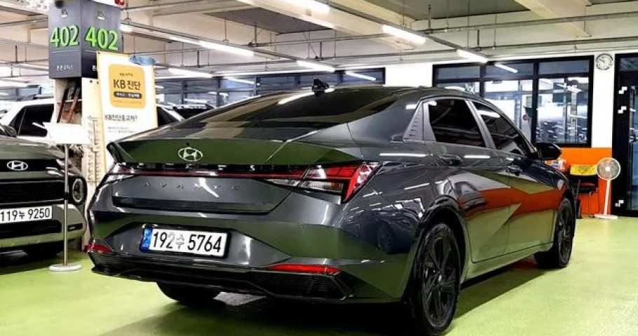 Hyundai Avante (Elantra) 