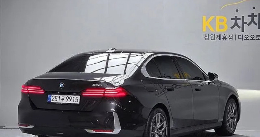 Bmw 5-Series 