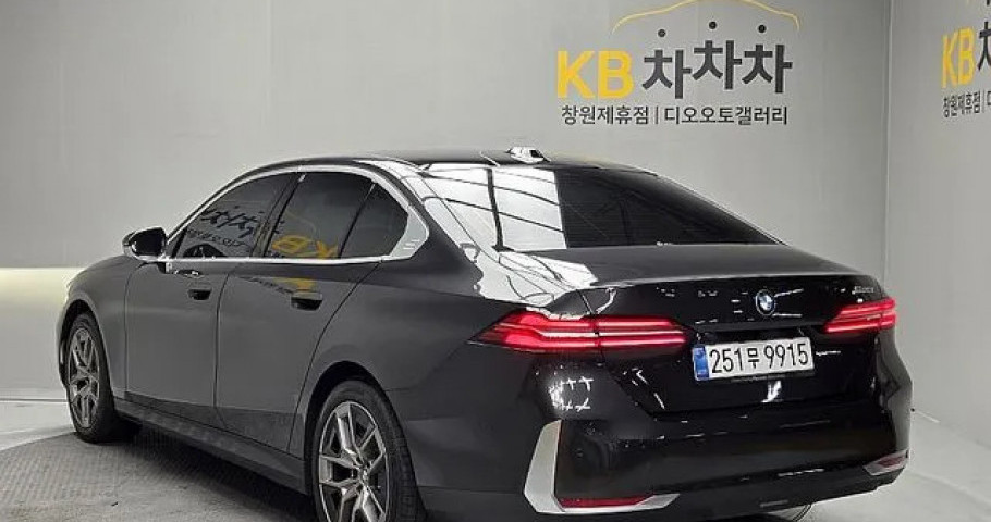 Bmw 5-Series 