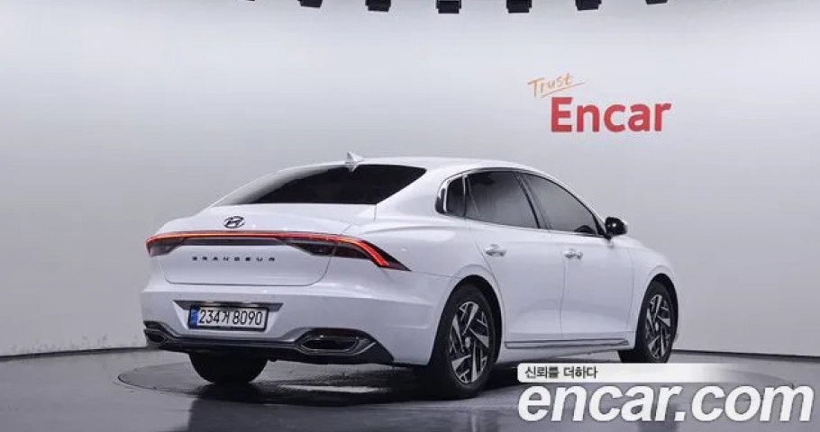 Hyundai Grandeur 