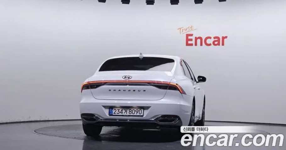 Hyundai Grandeur 