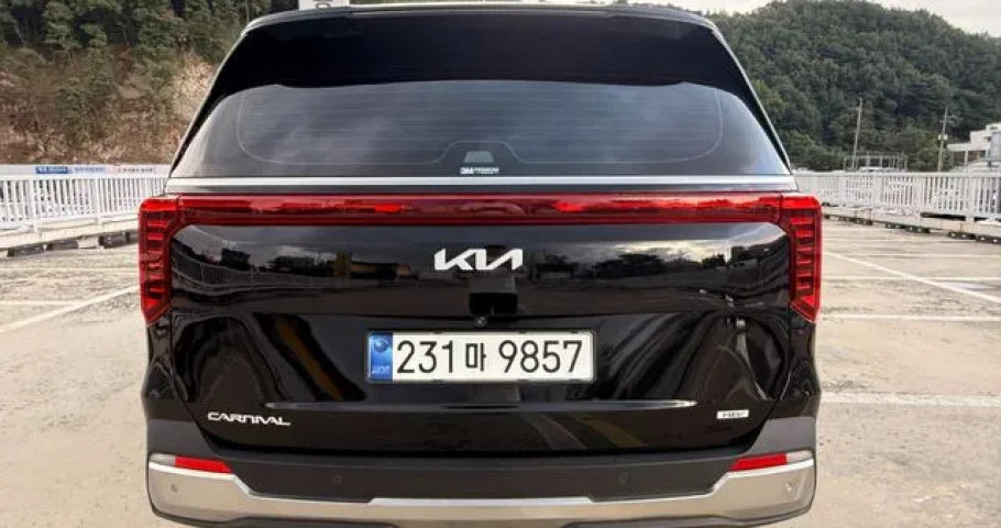 Kia Carnival 