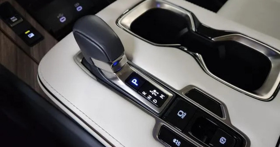 Lexus Lm 
