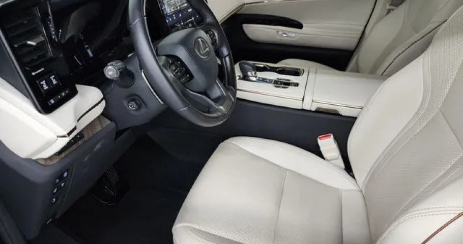 Lexus Lm 