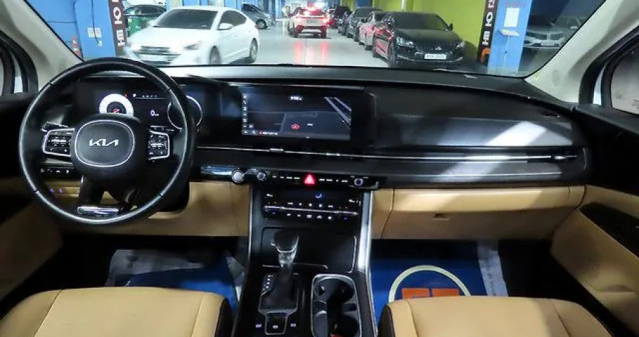 Kia Carnival 