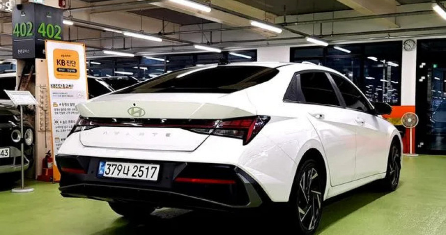 Hyundai Avante (Elantra) 