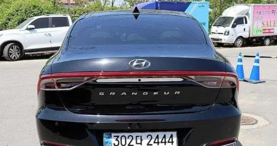 Hyundai Grandeur 