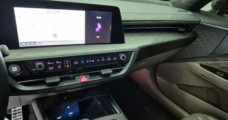 Kia K8 