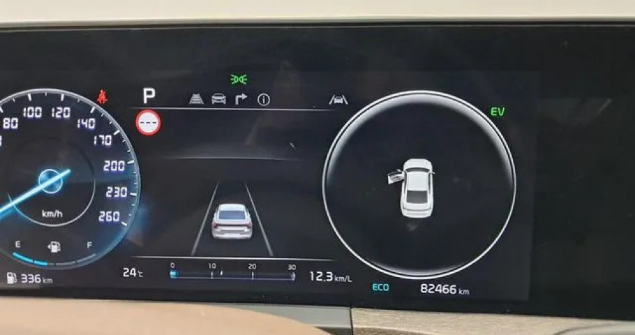Kia K8 