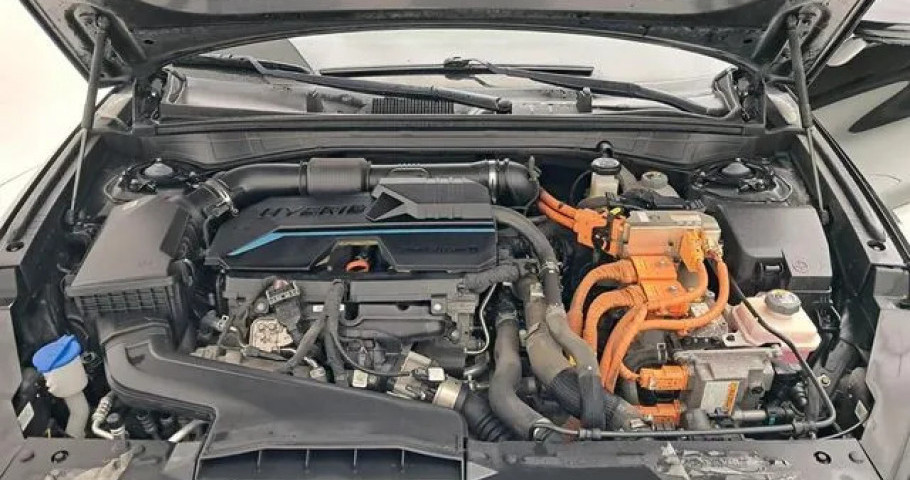 Kia K8 