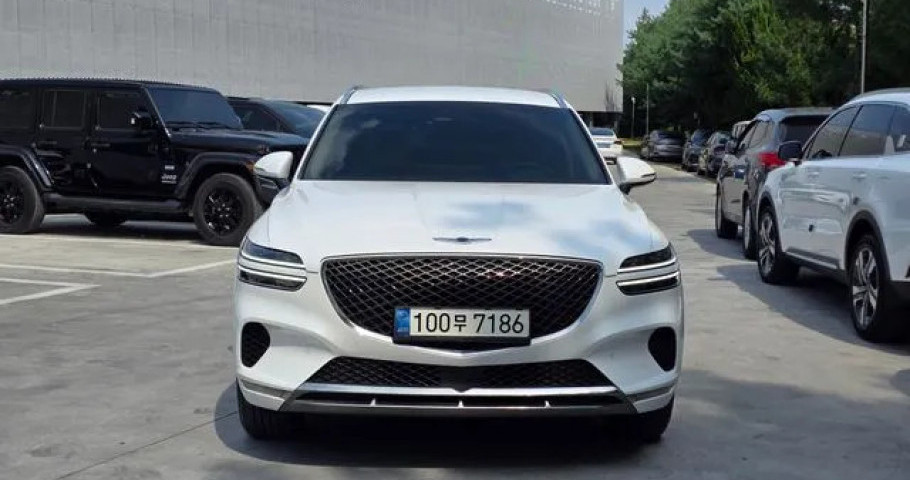 Genesis Gv70 