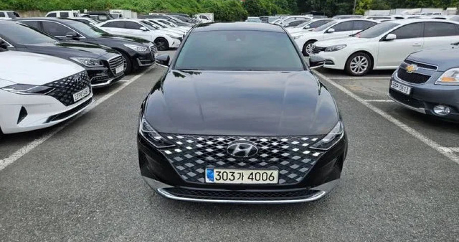 Hyundai Grandeur 