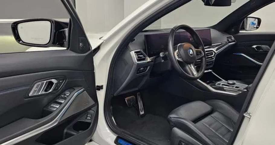 Bmw 3-Series 