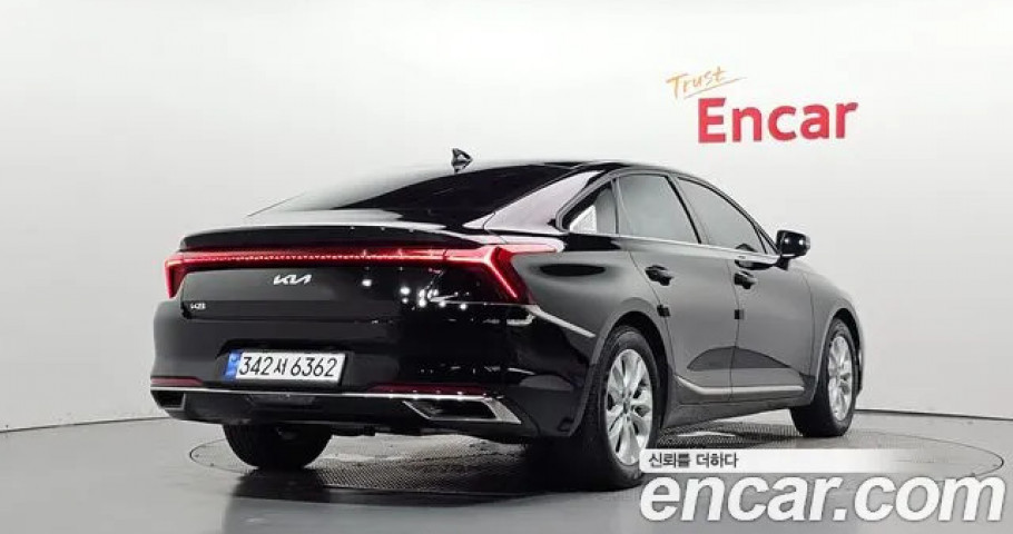 Kia K8 