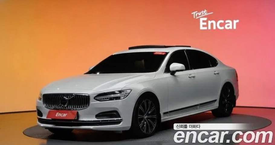 Volvo S90 