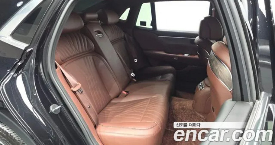 Genesis G90 