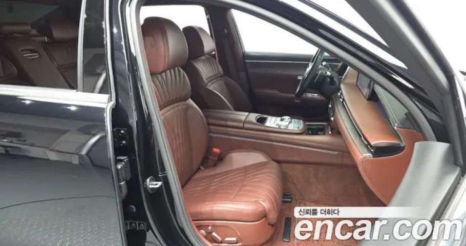 Genesis G90 