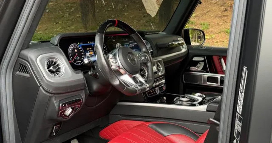 Mercedes-Benz G-Class 