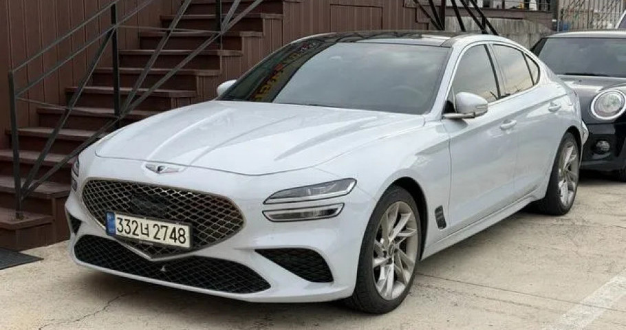 Genesis G70 