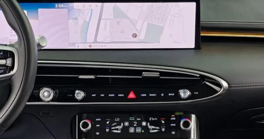 Genesis Gv70 