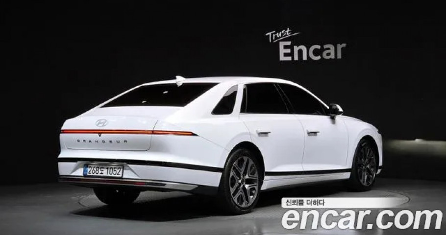 Hyundai Grandeur 