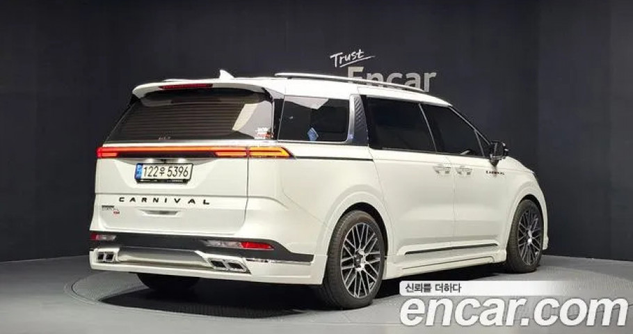 Kia Carnival 