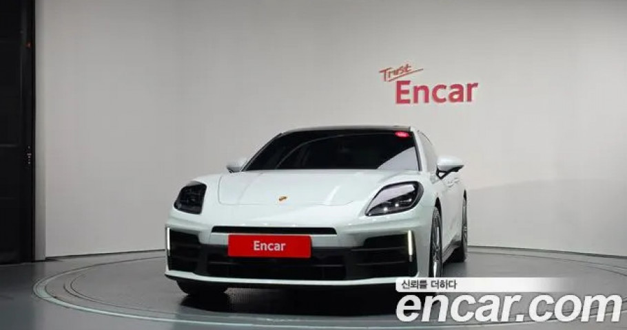 Porsche Panamera 