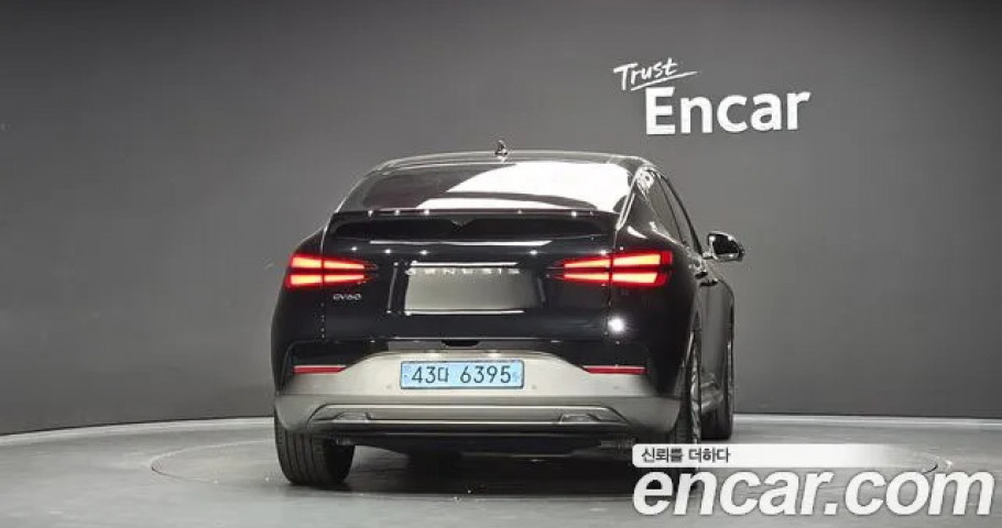 Genesis Gv60 