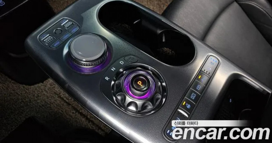 Genesis Gv60 