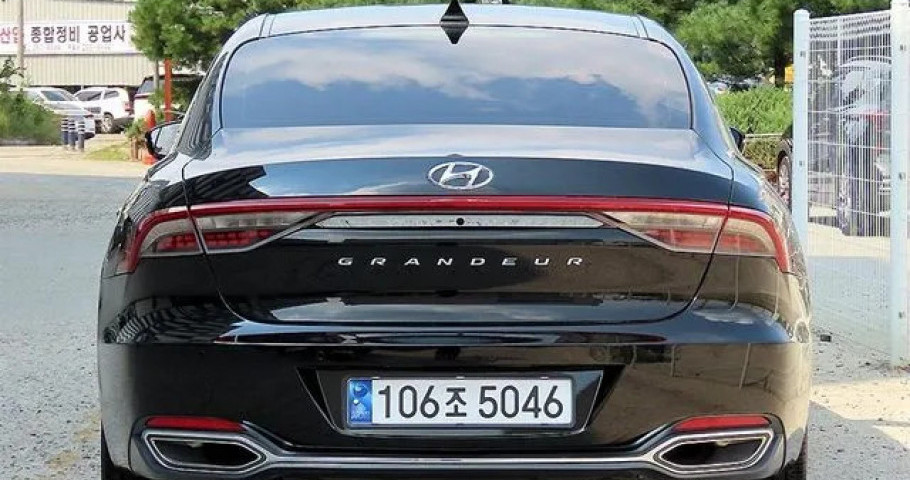 Hyundai Grandeur 